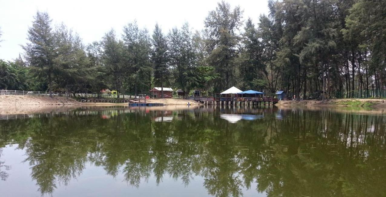 Terengganu Equestrian Resort Kuala Terengganu Exterior foto
